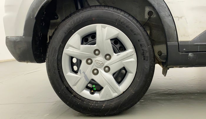 2022 Hyundai VENUE S 1.2, Petrol, Manual, 94,311 km, Right Rear Wheel