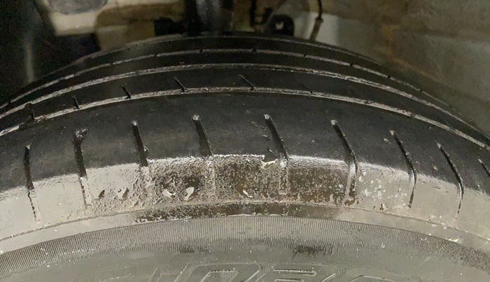 2022 Hyundai VENUE S 1.2, Petrol, Manual, 94,311 km, Left Front Tyre Tread