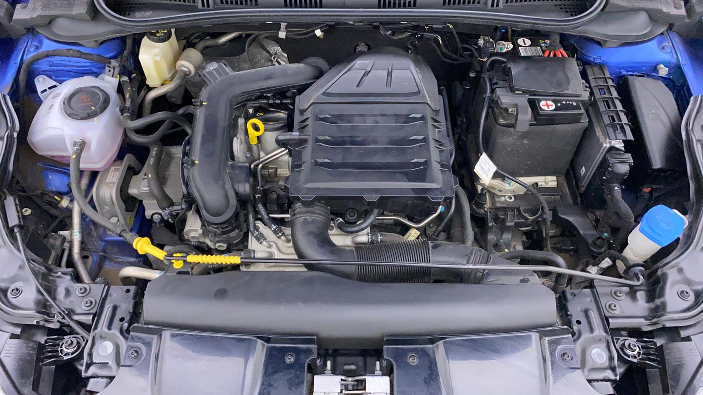 2023 Volkswagen VIRTUS TOPLINE TSI 1.0 AT, Petrol, Automatic, 14,544 km, Open Bonet