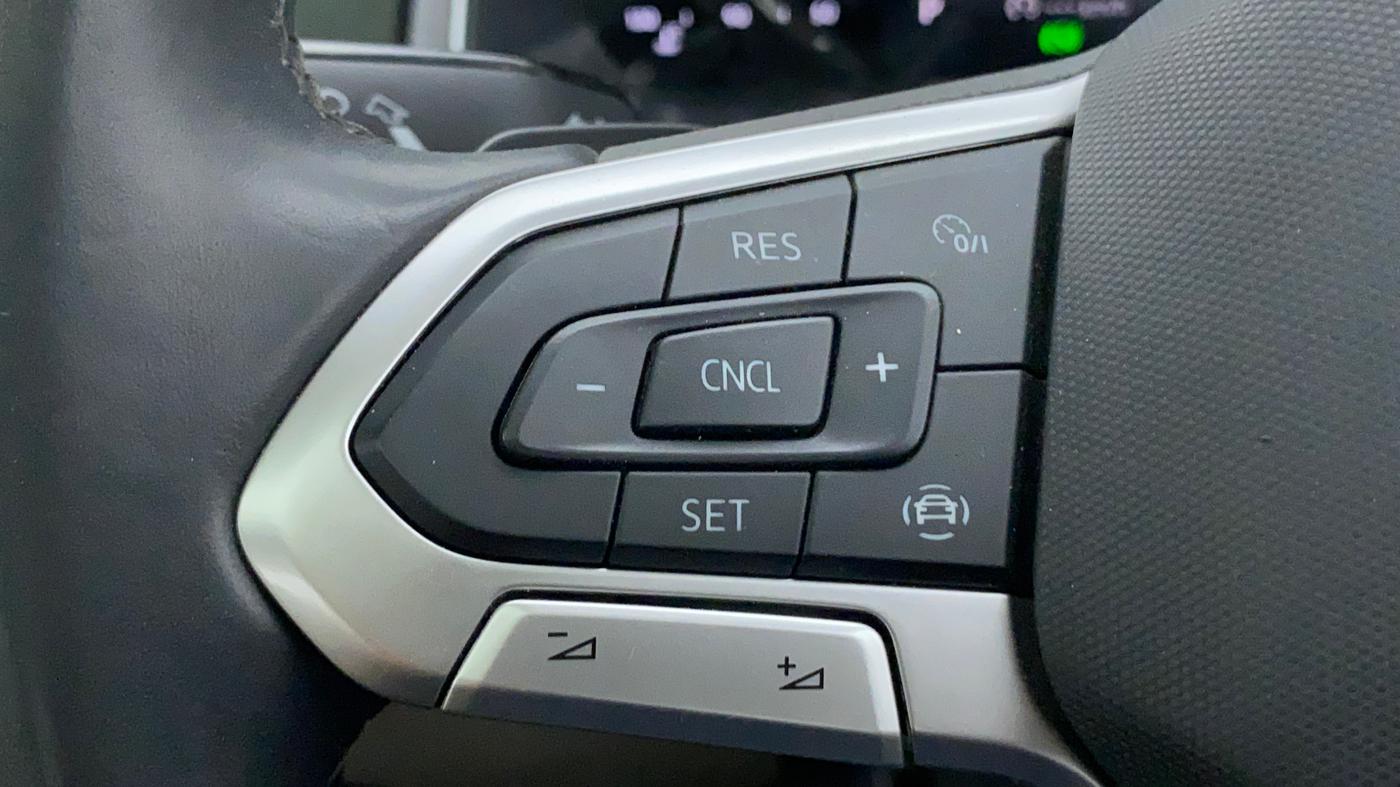 2023 Volkswagen VIRTUS TOPLINE TSI 1.0 AT, Petrol, Automatic, 14,544 km, Adaptive Cruise Control