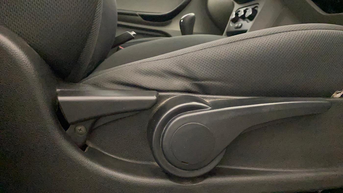 2018 Tata Tiago XZ PETROL, Petrol, Manual, 1,81,325 km, Driver Side Adjustment Panel