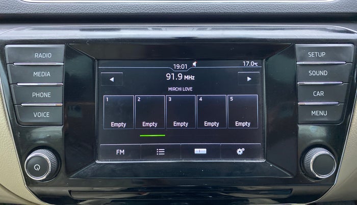 2016 Skoda Superb 1.8 TSI STYLE AT, Petrol, Automatic, 16,479 km, Touchscreen Infotainment System