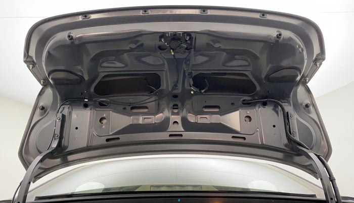 2015 Maruti Ciaz VXI PLUS, Petrol, Manual, 56,914 km, Boot Door Open