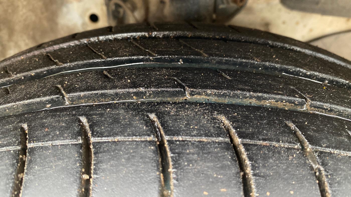 2014 Honda Brio VX AT, Petrol, Automatic, 45,258 km, Right Front Tyre Tread