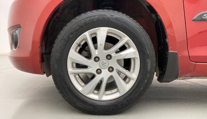2012 Maruti Swift ZDI, Diesel, Manual, 99,323 km, Left Front Wheel