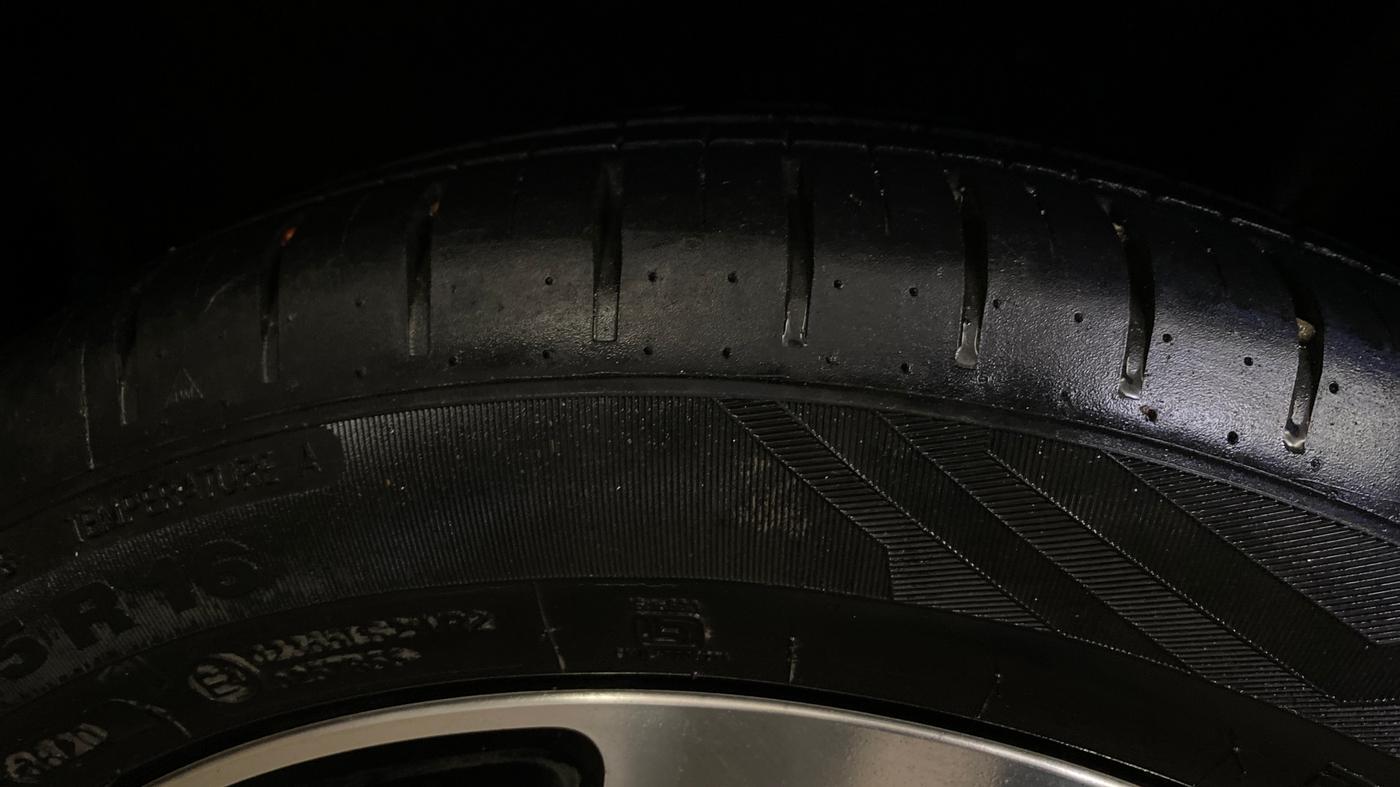 2020 Toyota Glanza V CVT, Petrol, Automatic, 35,285 km, Left Rear Tyre Tread