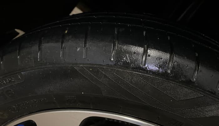 2020 Toyota Glanza V CVT, Petrol, Automatic, 35,285 km, Right Rear Tyre Tread