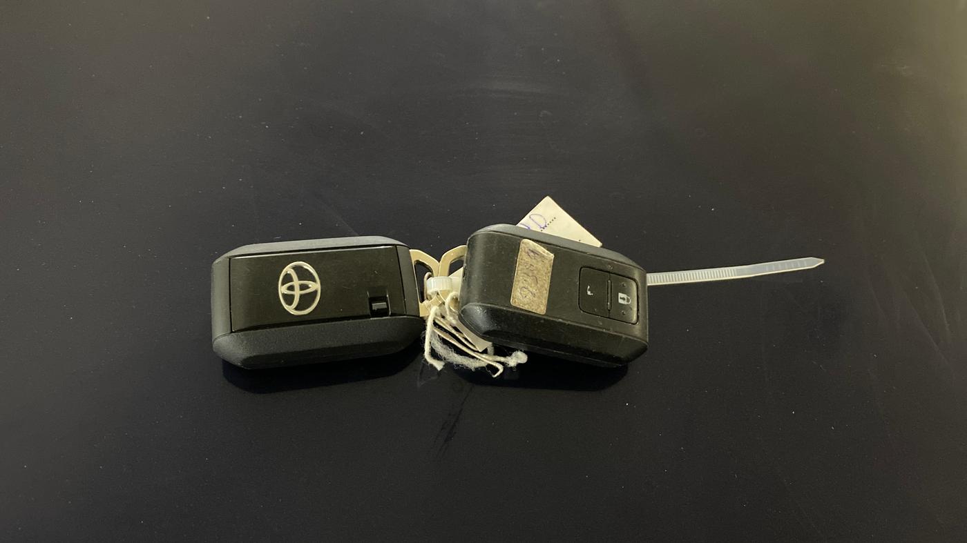 2020 Toyota Glanza V CVT, Petrol, Automatic, 35,285 km, Key Close Up