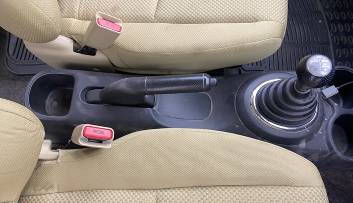 2014 Honda Brio S MT, Petrol, Manual, 69,819 km, Gear Lever