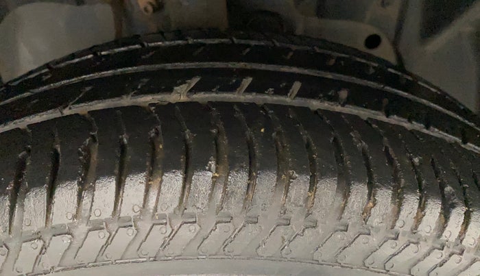2017 Ford Ecosport TREND+ 1.5L DIESEL, Diesel, Manual, 36,079 km, Right Front Tyre Tread
