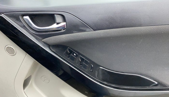 2019 Tata NEXON XZ PLUS PETROL, Petrol, Manual, 66,608 km, Driver Side Door Panels Control