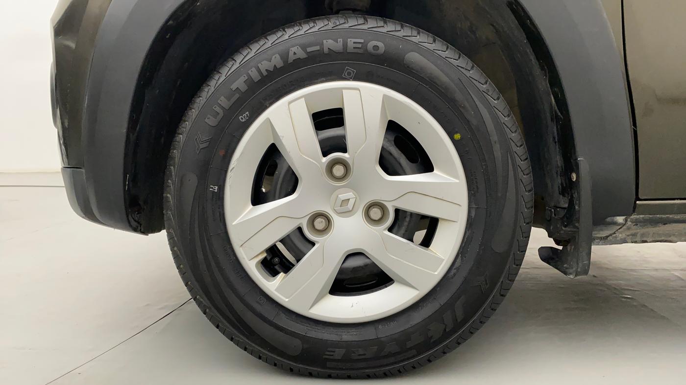 2018 Renault Kwid 1.0 RXT Opt AT, Petrol, Automatic, 19,503 km, Left Front Wheel