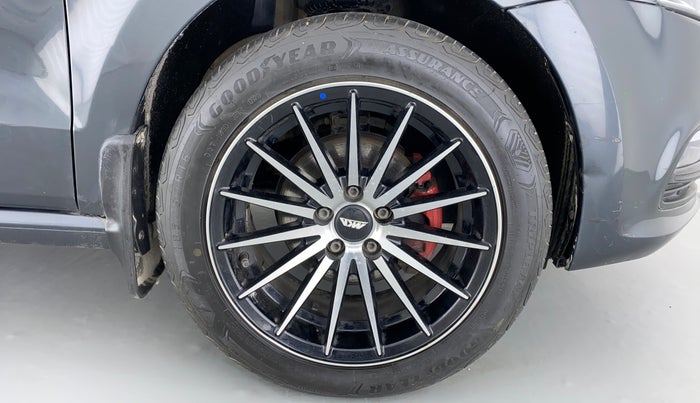 2017 Volkswagen Polo COMFORTLINE 1.2L PETROL, Petrol, Manual, 56,267 km, Right Front Wheel