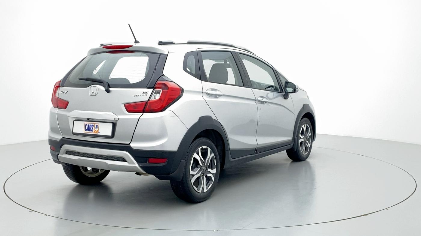 2017 Honda WR-V 1.5 i-DTEC VX MT, Diesel, Manual, 32,617 km, Right Back Diagonal (45- Degree) View