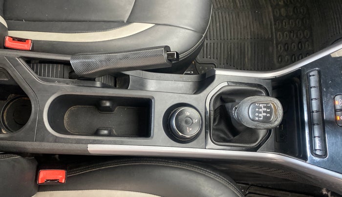 2021 Tata NEXON XM SUNROOF PETROL, Petrol, Manual, 57,668 km, Gear Lever