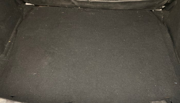 2021 Tata NEXON XM SUNROOF PETROL, Petrol, Manual, 57,668 km, Boot Inside