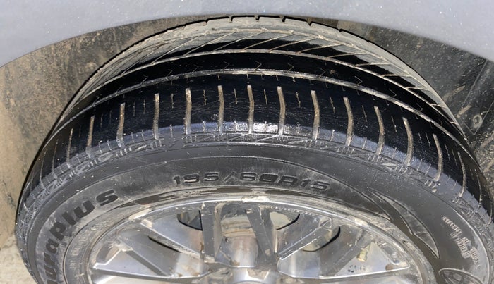 2012 Volkswagen Polo HIGHLINE1.2L, Petrol, Manual, 54,472 km, Left Rear Tyre Tread