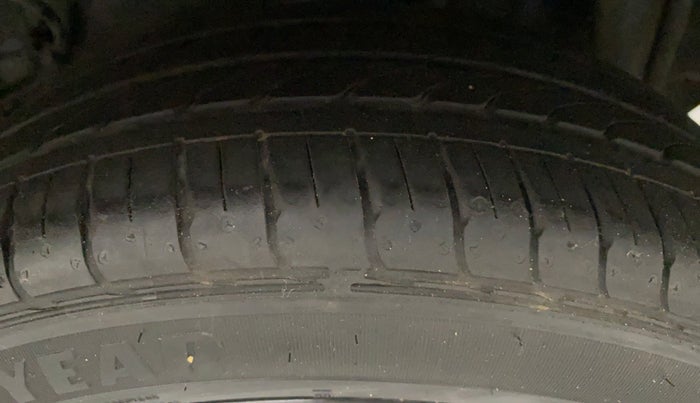 2020 Tata Tiago XZ+ 1.2 Revotron, Petrol, Manual, 10,211 km, Left Rear Tyre Tread