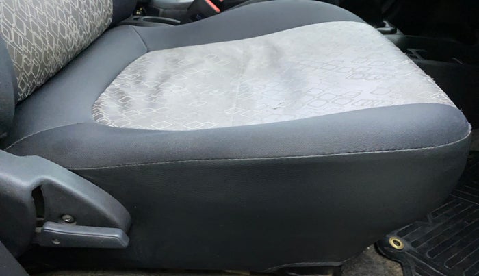 2016 Maruti Alto 800 LXI, Petrol, Manual, 28,909 km, Driver Side Adjustment Panel