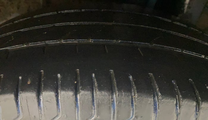 2018 Hyundai Elite i20 ASTA 1.2  CVT, Petrol, Automatic, 41,039 km, Left Rear Tyre Tread