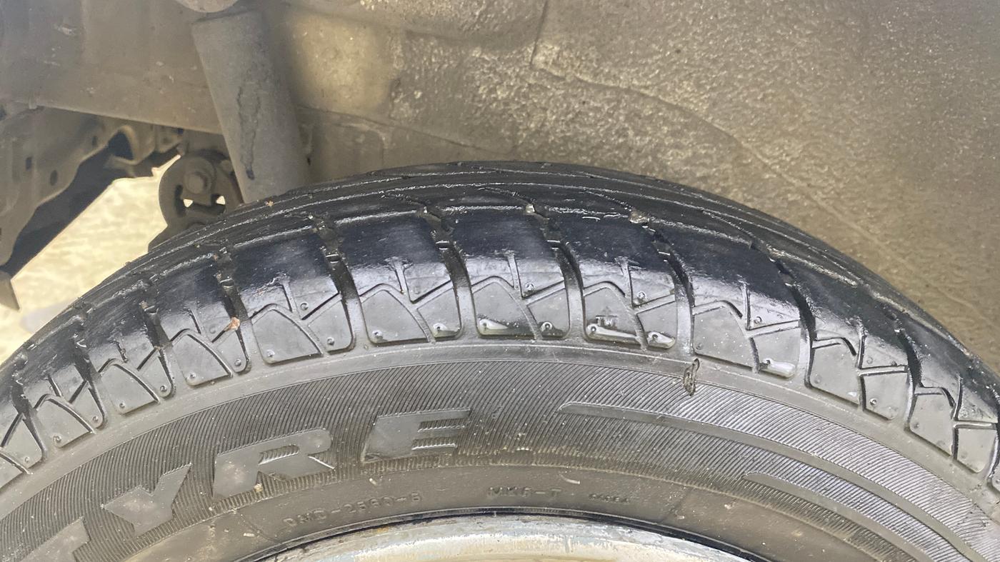 2014 Maruti Wagon R 1.0 LXI CNG, CNG, Manual, 62,970 km, Right Rear Tyre Tread