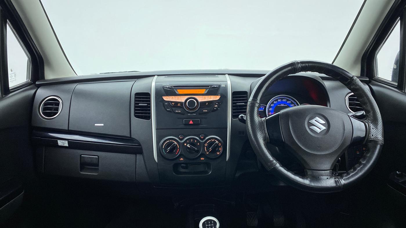 2014 Maruti Wagon R Stingray VXI, Petrol, Manual, 36,931 km, Dashboard
