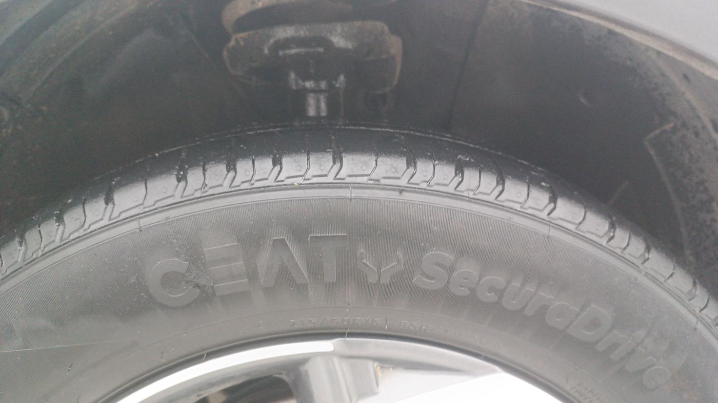 2019 Hyundai VENUE SX 1.0 (O) TURBO, Petrol, Manual, 94,622 km, Right Front Tyre Tread