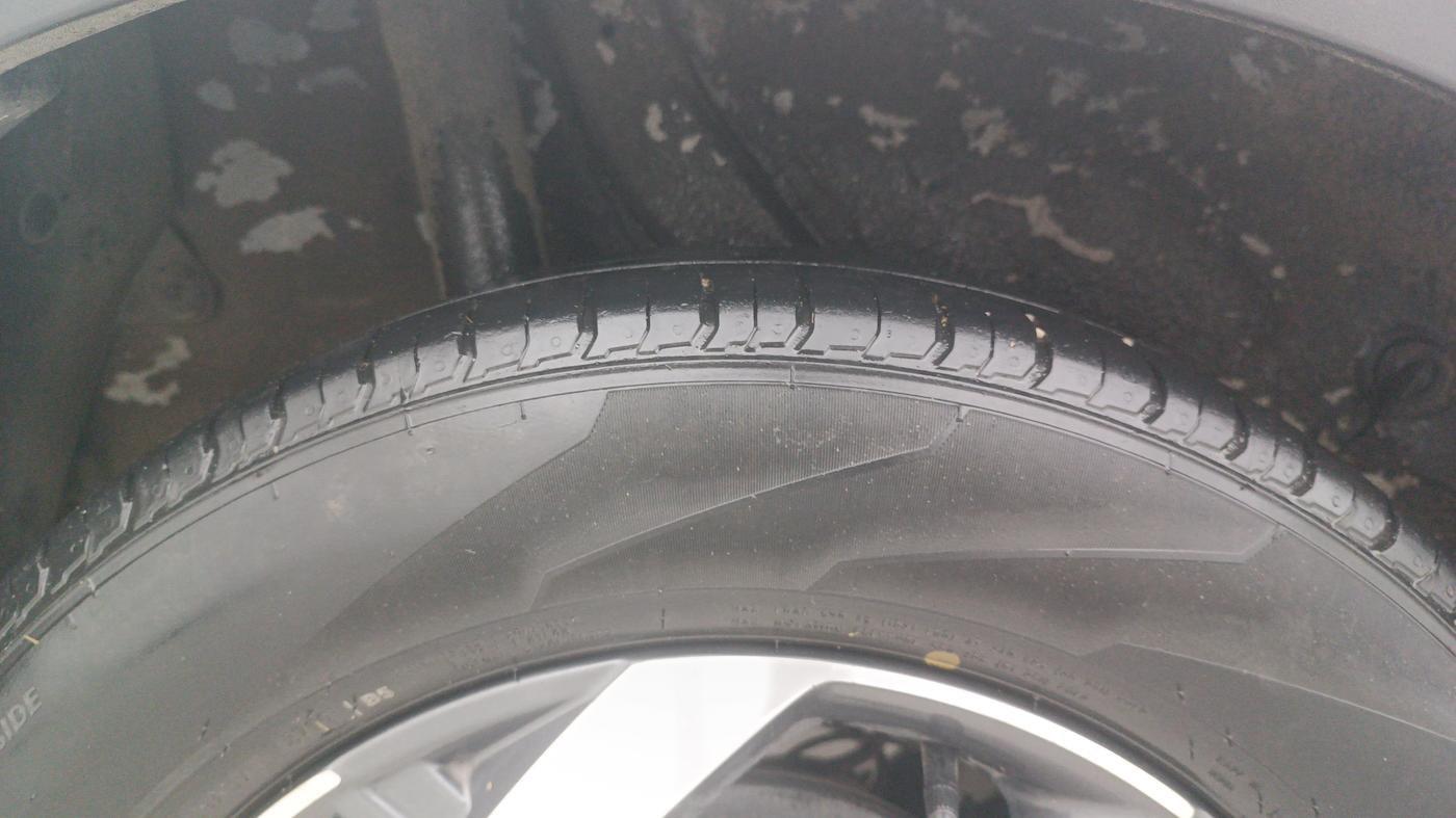 2019 Hyundai VENUE SX 1.0 (O) TURBO, Petrol, Manual, 94,622 km, Right Rear Tyre Tread
