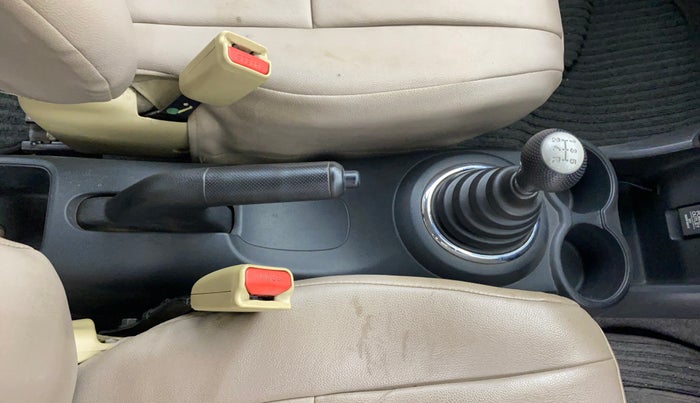 2014 Honda Brio S MT, Petrol, Manual, 81,097 km, Gear Lever