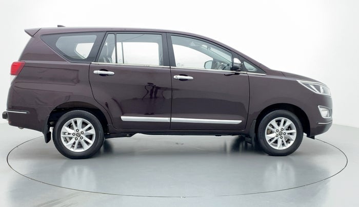 2018 Toyota Innova Crysta 2.4 GX 7 STR, Diesel, Manual, 52,018 km, Right Side View