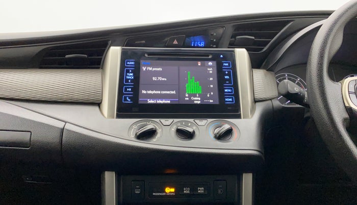 2018 Toyota Innova Crysta 2.4 GX 7 STR, Diesel, Manual, 52,018 km, Centre Console