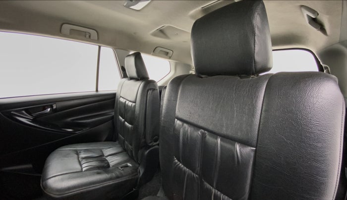 2018 Toyota Innova Crysta 2.4 GX 7 STR, Diesel, Manual, 52,018 km, Right Side Door Cabin View