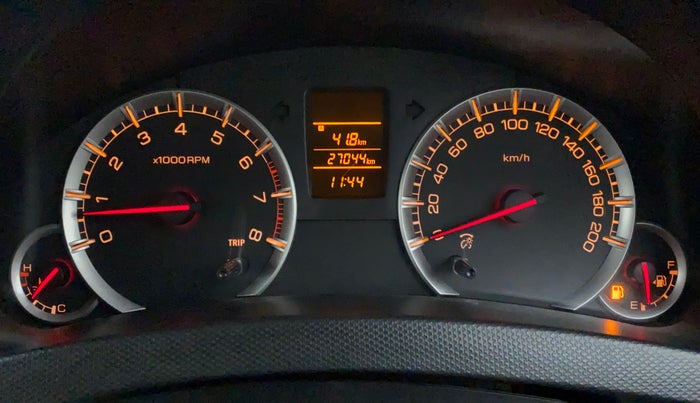 2017 Maruti Swift VXI D, Petrol, Manual, 27,063 km, Odometer Image