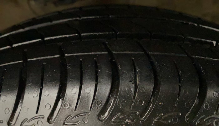 2021 Maruti S PRESSO VXI+, Petrol, Manual, 10,023 km, Right Front Tyre Tread