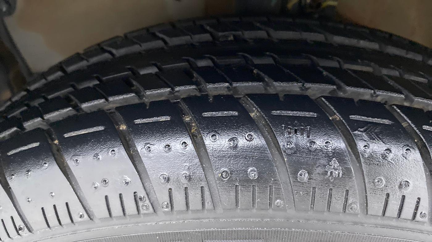 2019 Maruti Celerio VXI d, Petrol, Manual, 9,569 km, Left Front Tyre Tread