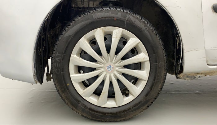 2014 Toyota Etios Liva G, Petrol, Manual, 36,837 km, Left Front Wheel