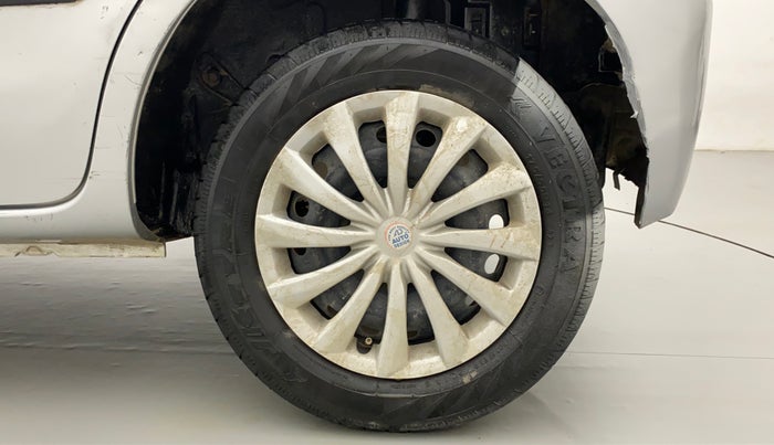 2014 Toyota Etios Liva G, Petrol, Manual, 36,837 km, Left Rear Wheel