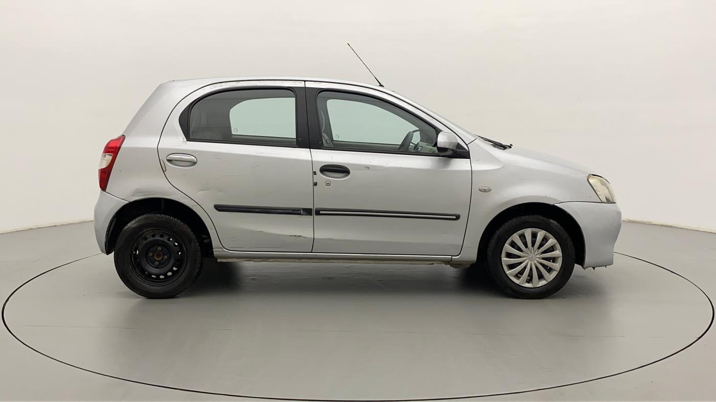 2014 Toyota Etios Liva G, Petrol, Manual, 36,837 km, Right Side View