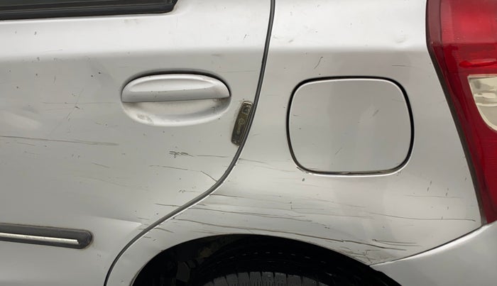 2014 Toyota Etios Liva G, Petrol, Manual, 36,837 km, Left quarter panel - Slightly dented