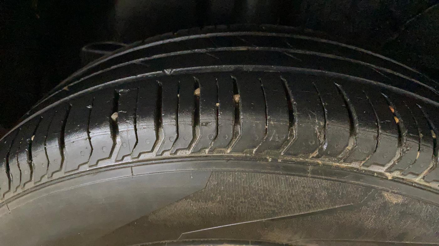 2022 Tata PUNCH PURE MT, Petrol, Manual, 85,660 km, Right Rear Tyre Tread