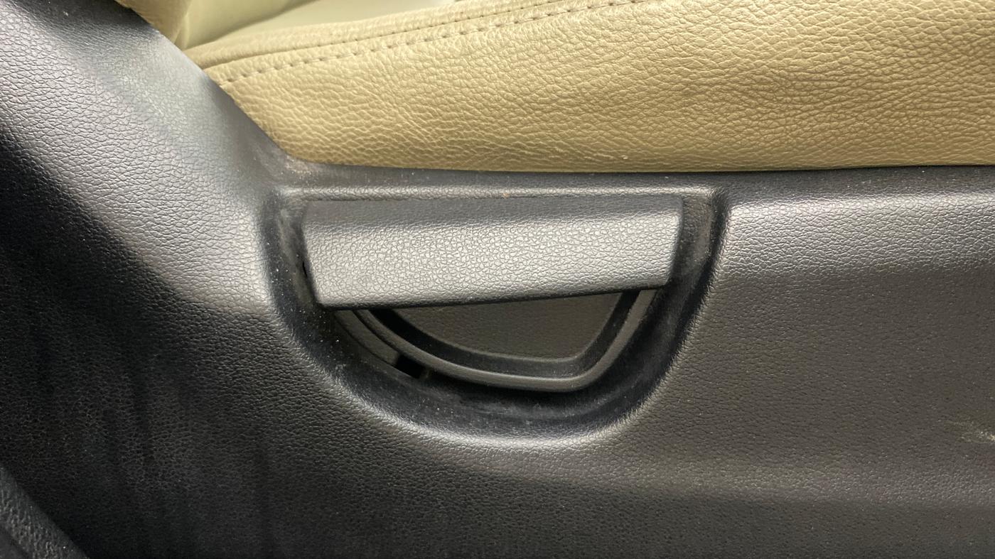 2018 Hyundai NEW SANTRO SPORTZ AMT, Petrol, Automatic, 55,467 km, Driver Side Adjustment Panel