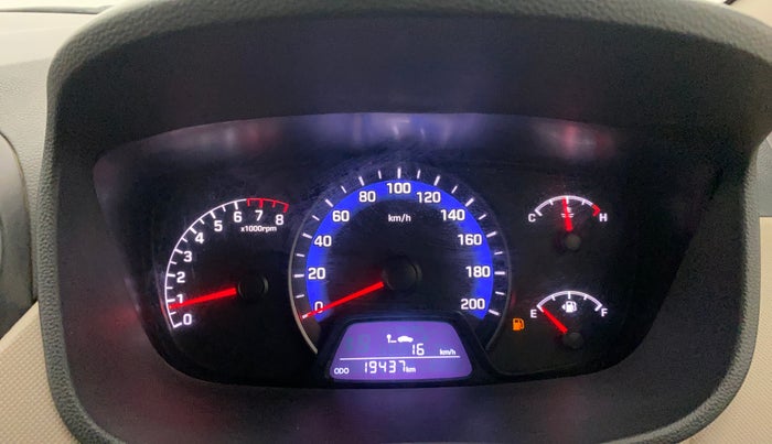 2016 Hyundai Xcent SX 1.2, Petrol, Manual, 19,400 km, Odometer Image