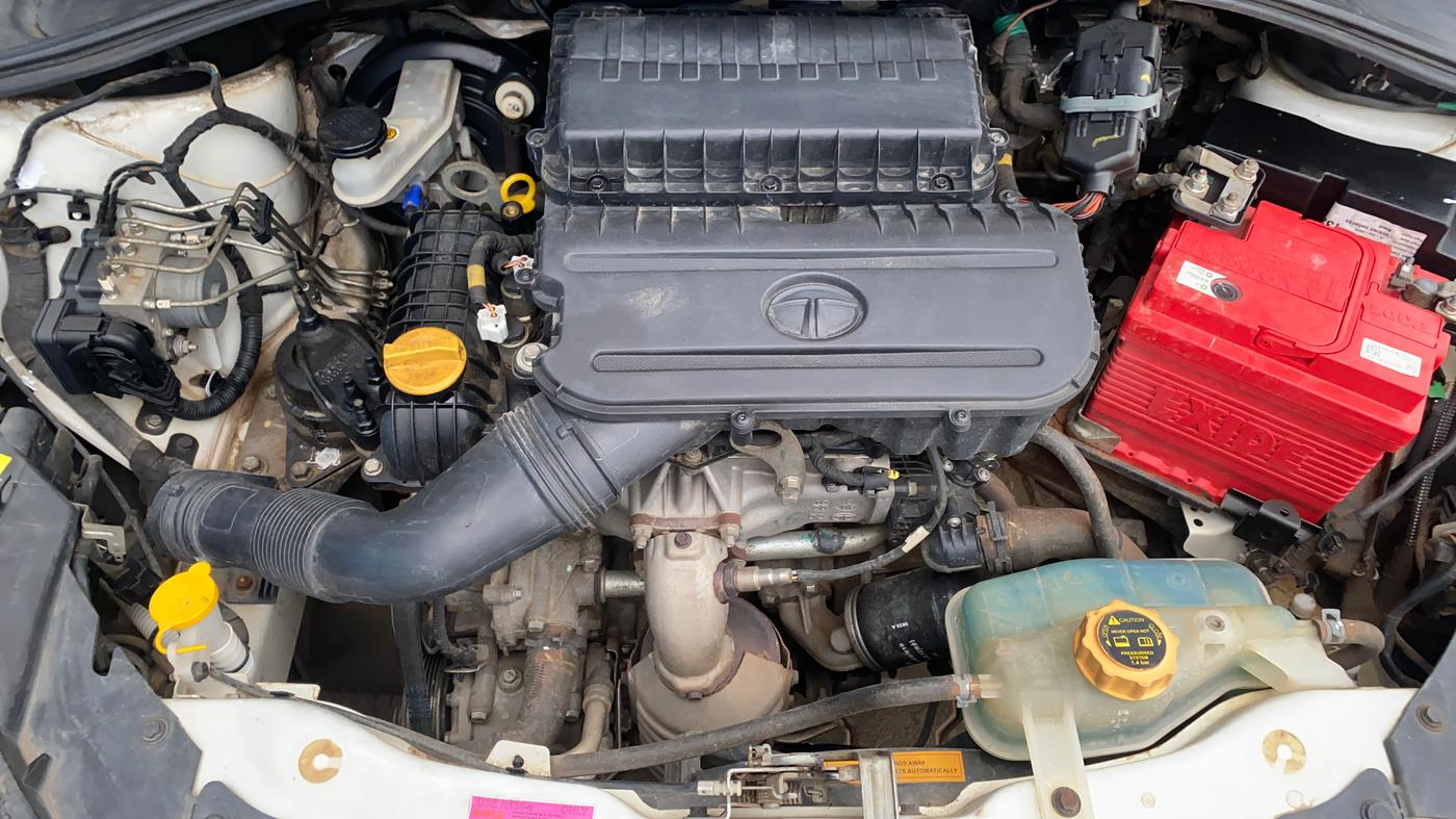 2020 Tata TIGOR XZ PLUS PETROL, Petrol, Manual, 42,676 km, Engine View