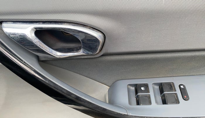 2020 Tata TIGOR XZ PLUS PETROL, Petrol, Manual, 42,364 km, Driver Side Door Panels Control