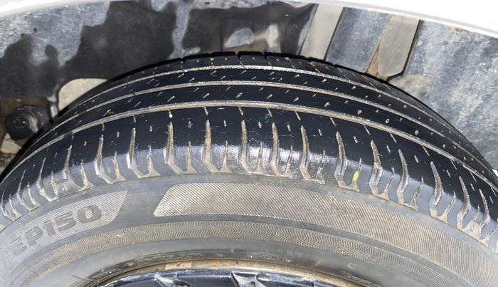 2018 Maruti Swift VXI AMT, Petrol, Automatic, 59,726 km, Left Rear Tyre Tread