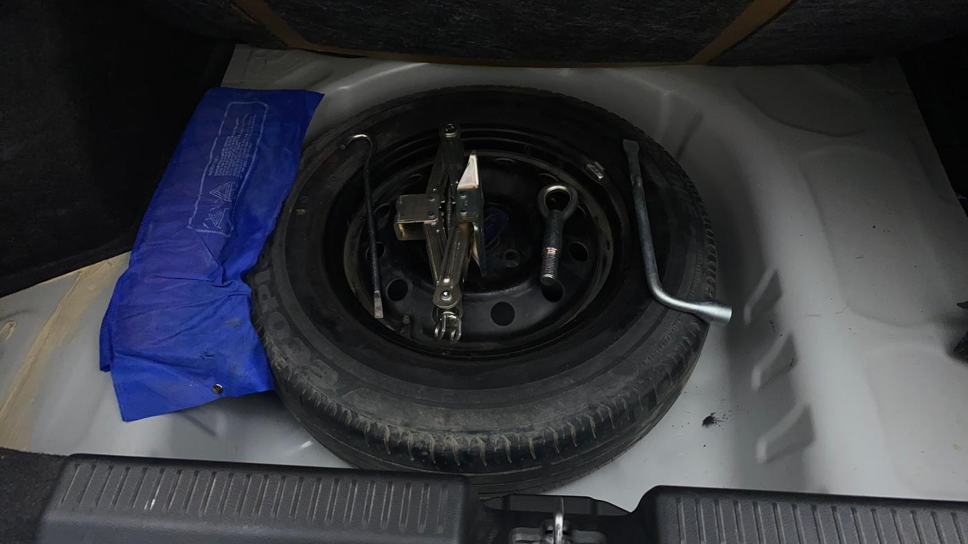 2018 Maruti Dzire VXI, Petrol, Manual, 52,319 km, Spare Tyre