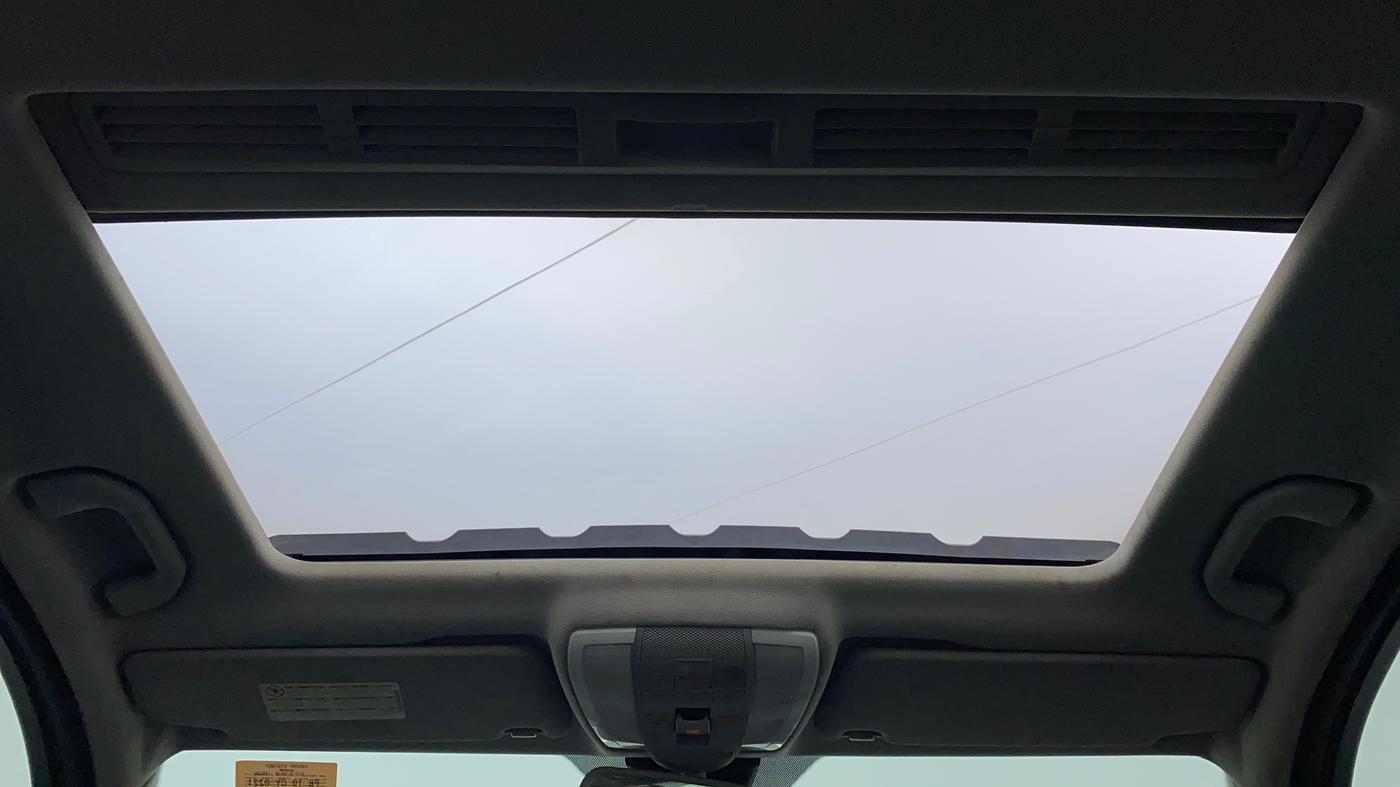 2010 Mercedes Benz C Class 250 CDI CLASSIC, Diesel, Automatic, 1,16,844 km, Moonroof/ Sunroof