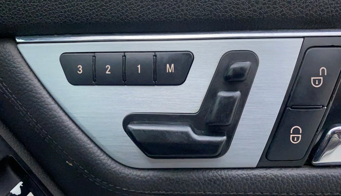 2010 Mercedes Benz C Class 250 CDI CLASSIC, Diesel, Automatic, 1,16,844 km, Electrically Adjustable Driver's Seat