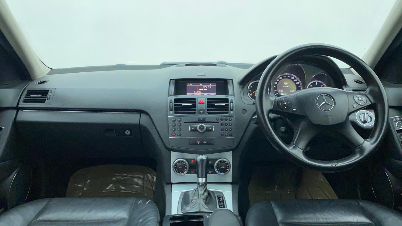 2010 Mercedes Benz C Class 250 CDI CLASSIC, Diesel, Automatic, 1,16,844 km, Dashboard