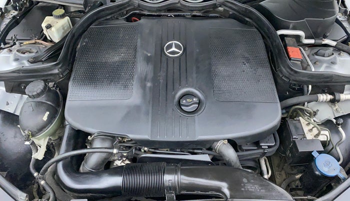 2010 Mercedes Benz C Class 250 CDI CLASSIC, Diesel, Automatic, 1,16,844 km, Open Bonet